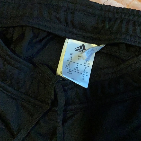 Adidas Outfit Shirt & Pants - Picture 2 of 3